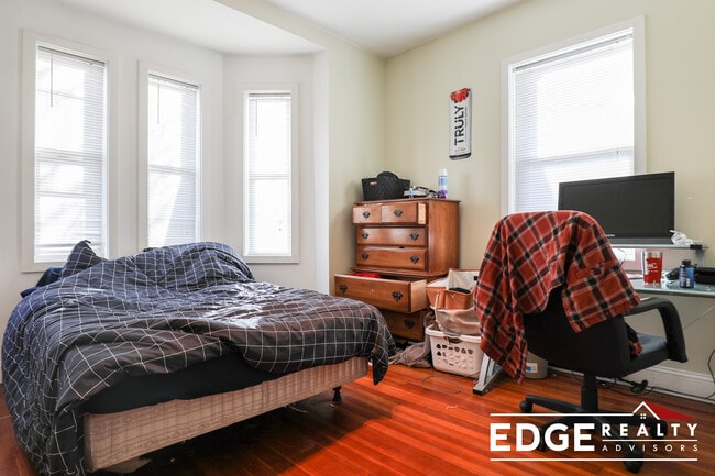 Photo - 24 Ashford St Unidad 4