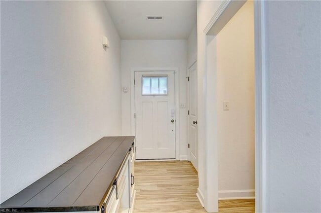 Photo - 1243 Jadens Way