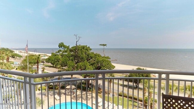 Photo - 2228 Beach Dr Unit 404