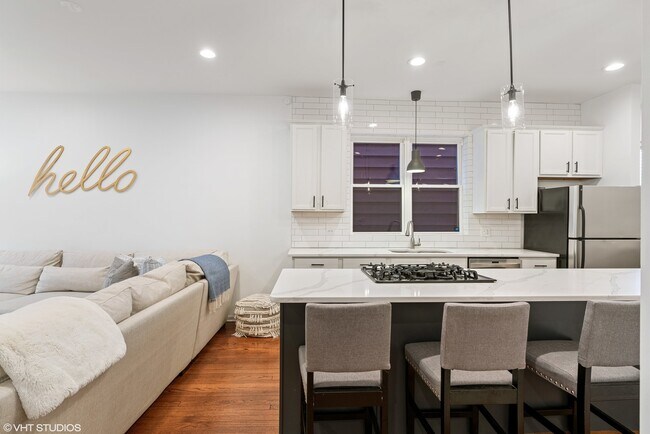 Photo - 2524 N Washtenaw Ave