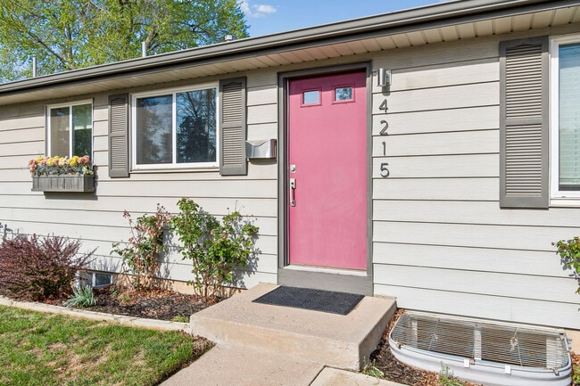 Photo - 4215 S Lipan St