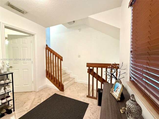 Photo - 1033 SW 9th Ct