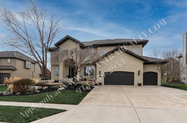 Gorgeous 5 Bed 5 Bath Home in Olathe-Comin... - Gorgeous 5 Bed 5 Bath Home in Olathe-Comin...