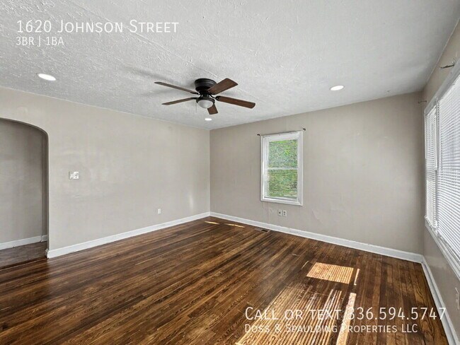 Photo - 1620 Johnson St