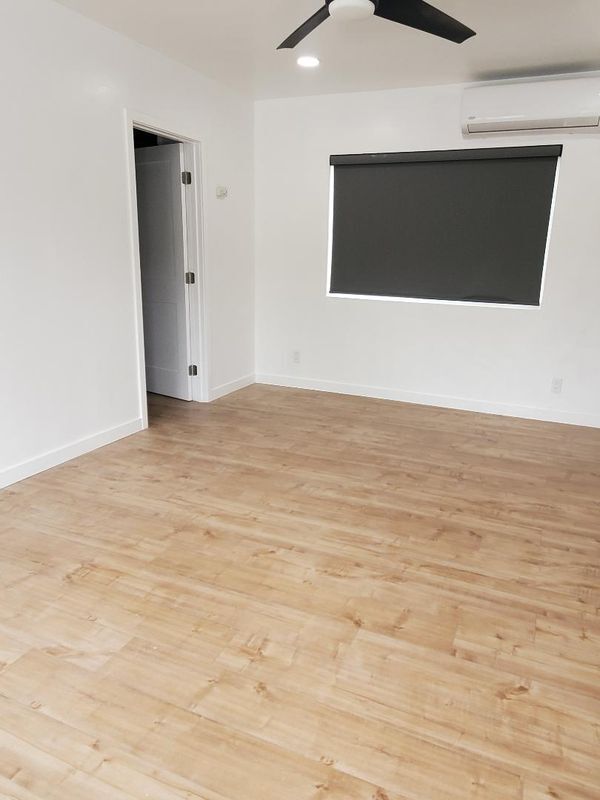 Photo - 7934 Newlin Ave