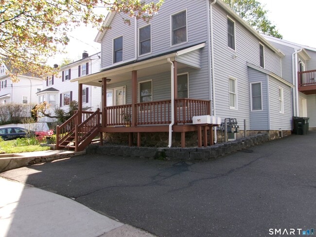 Building Photo - 858 Hope St Unit 1