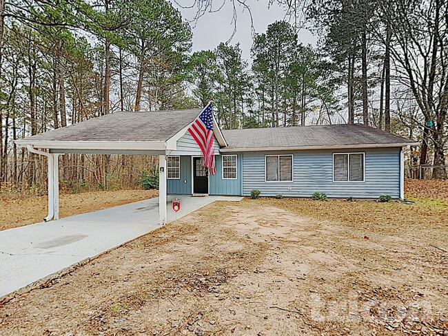 Building Photo - 3182 Lake Monroe Rd