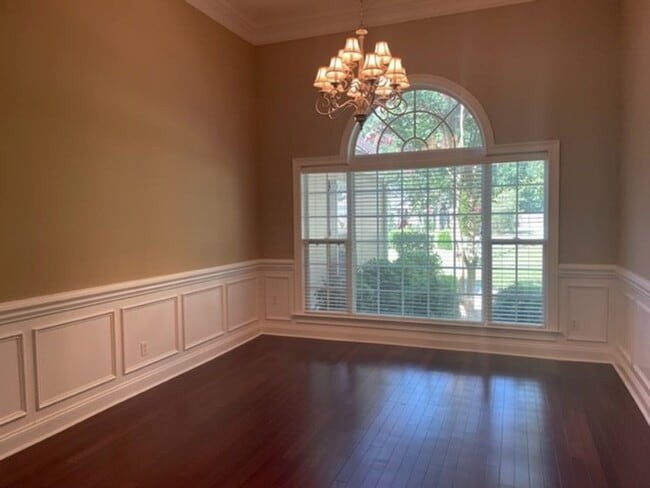 Photo - 4BD/2.5B Home in Grove Point!