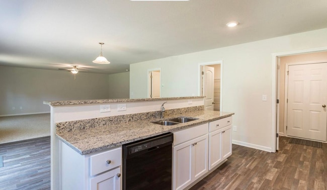 Photo - Room in House on Turning Lake Drive