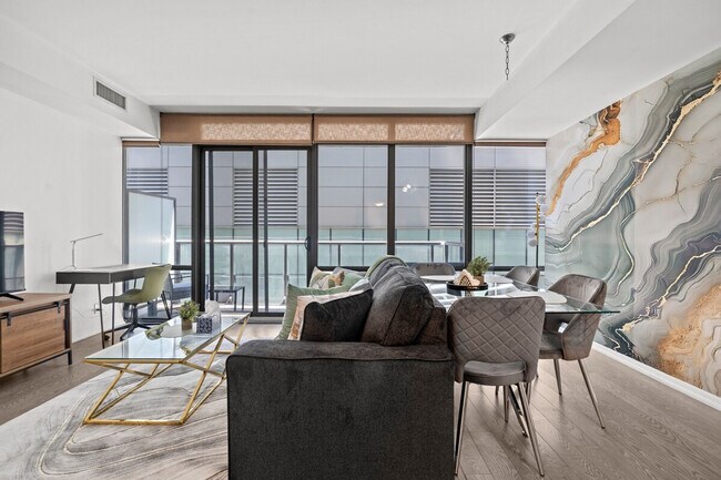 Building Photo - 801 Bay St. Unit ID1346000P