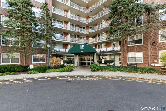 Photo - 71 Strawberry Hill Ave Unit APT 305
