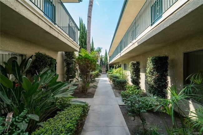 Photo - 11026 Imperial Hwy.