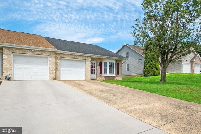 3437 Dawn Dr