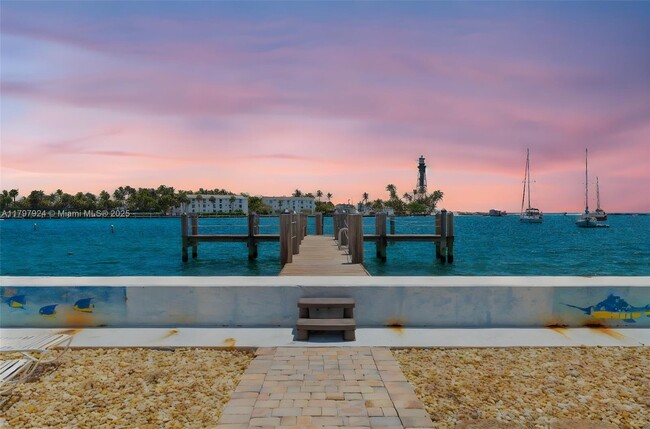 Photo - 2508 Bay Dr Unidad 23 Rental