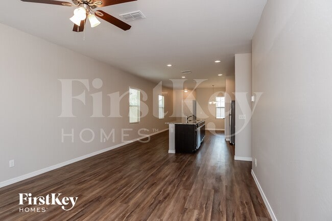 Photo - 354 W Powell Dr