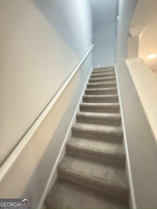 Photo - 311 Fieldcrest Dr