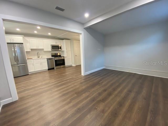 Photo - 4665 Yarmouth Ave S