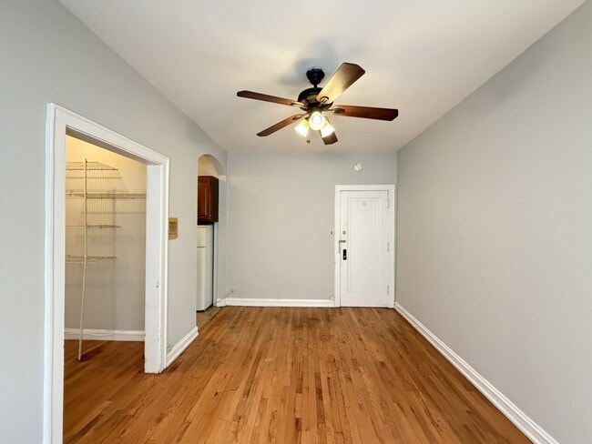 Photo - 2827 N Burling St Unit 102