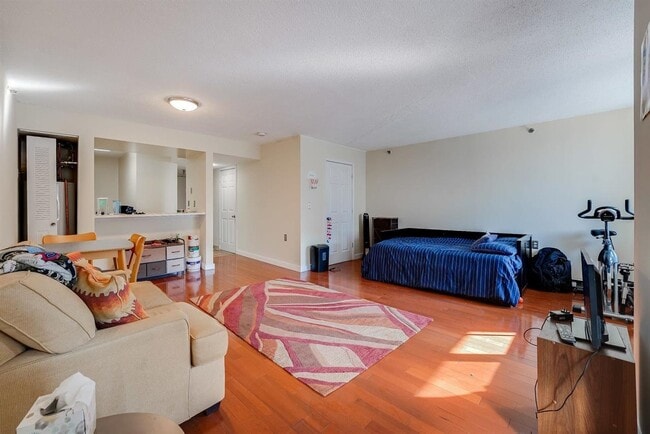 Photo - 551 Observer Hwy Unit 2M