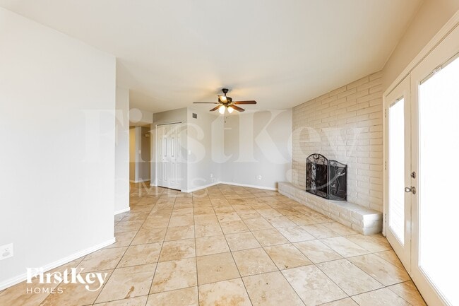 Photo - 4841 W Paradise Ln