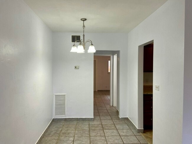 Photo - 2909 Middle River Dr Unidad 105