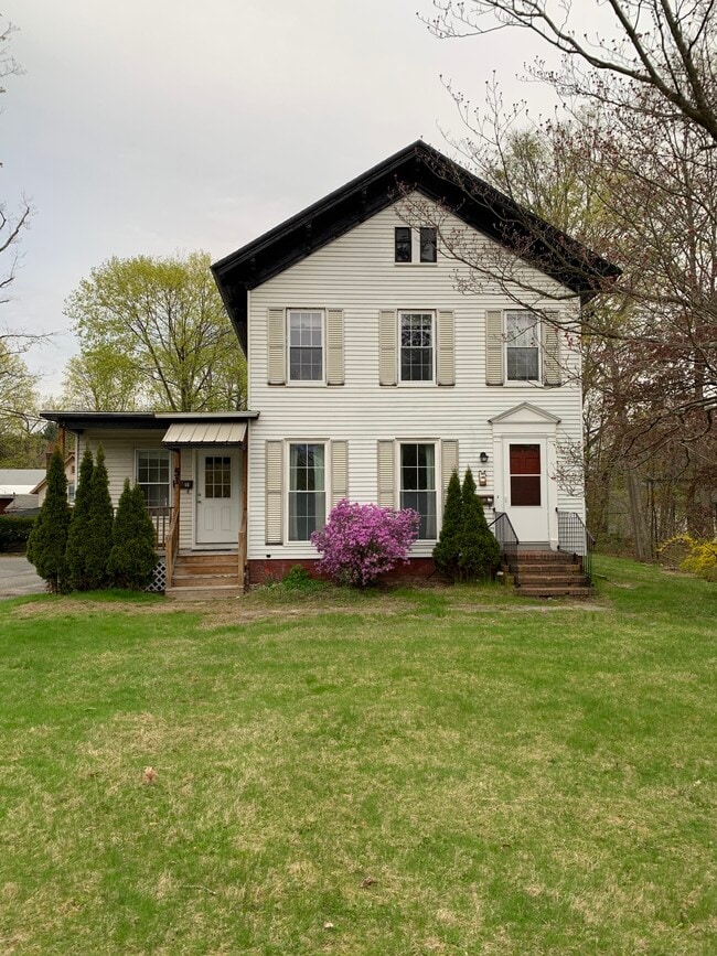 Building Photo - 51 N Main St