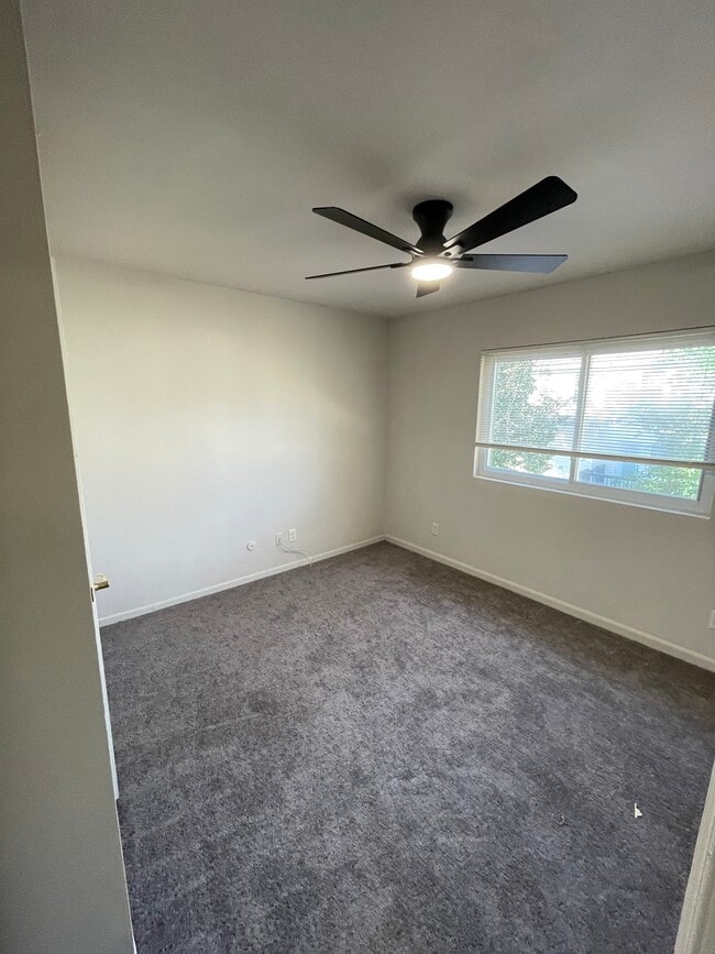 Photo - 3217 Dunkirk Ave