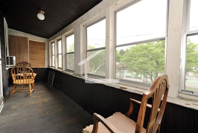 Photo - 20 Lyne Rd