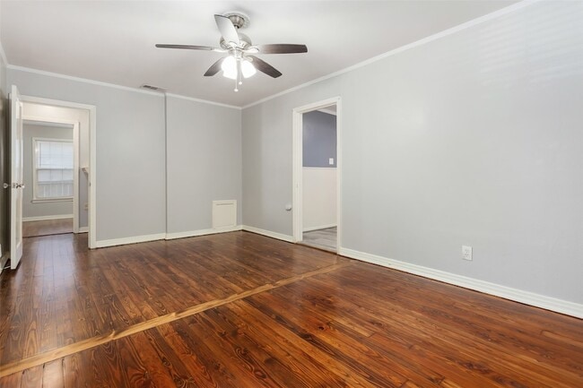 Photo - 7326 Casa Loma Ave