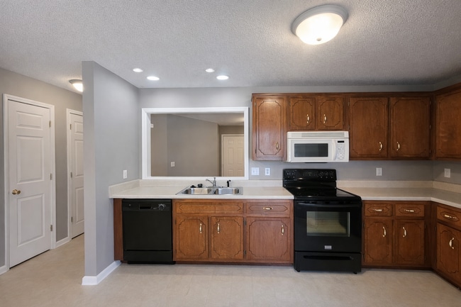 Photo - Welcome Home to Comfort, Space & Charm!