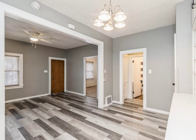 Photo - 124 N Franklin Ave