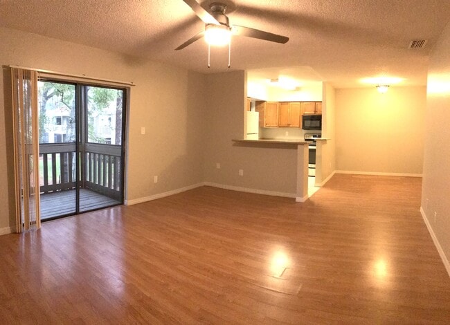 Photo - 149 Springwood Cir