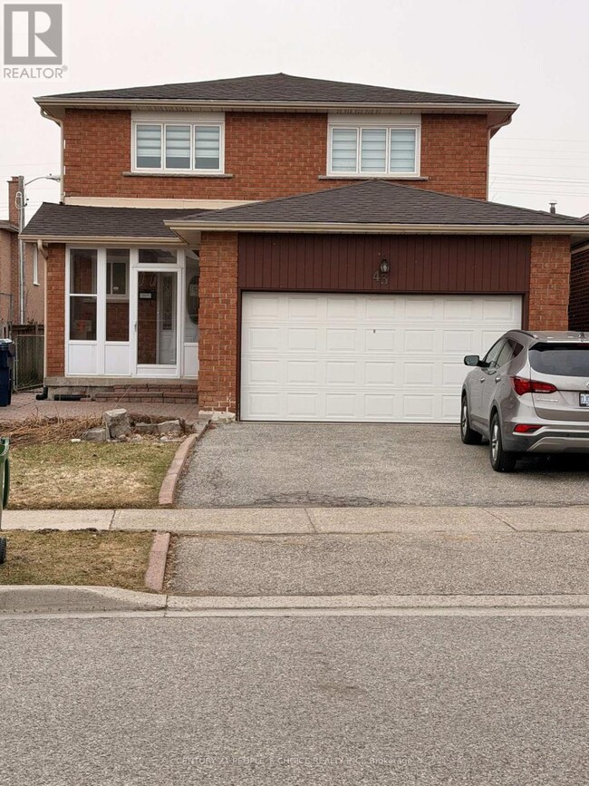 Photo - 43 Bordeaux Circuit