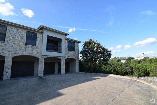 Building Photo - 7701 Rialto Blvd Rental