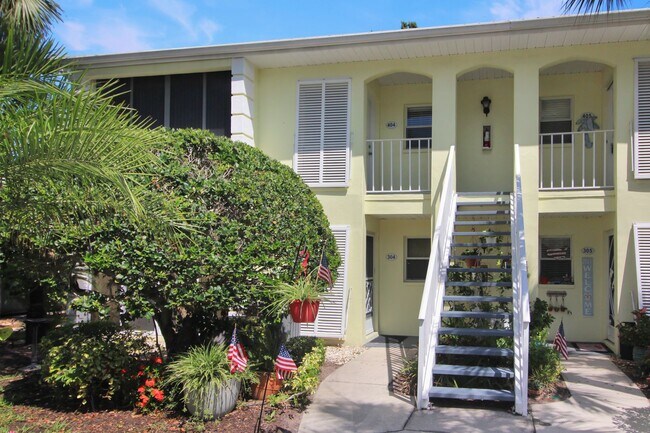 Building Photo - Venice Seasonal Condo in Plantation Golf and Country Club