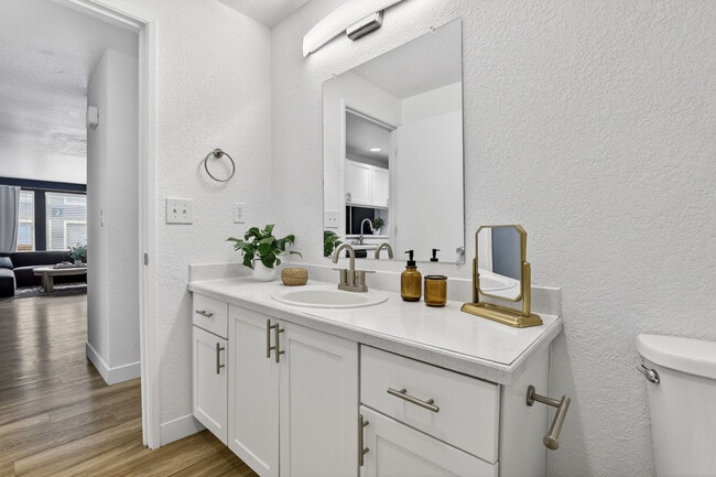 Meadows at Cascade Park apartments — community photo