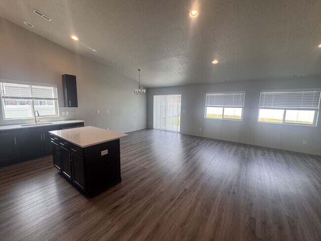 Photo - Luxury 4 Bed, 2 Bath Rancher in Spokane Valley!