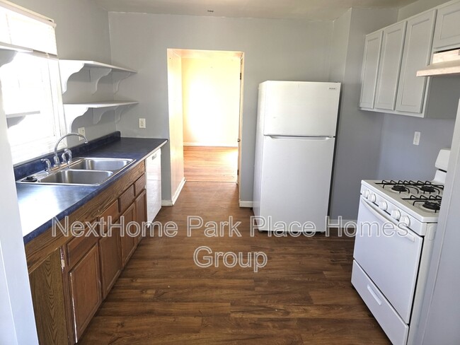 Photo - 2013 Virginia St