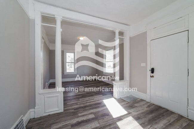 Photo - 1725 N Gale Ave