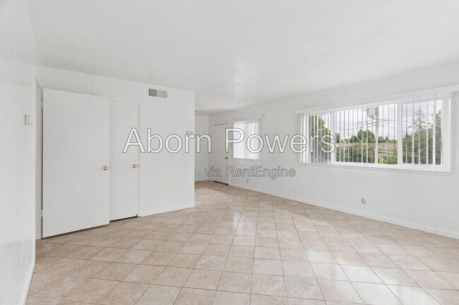 4449 Riverside Blvd Unidad 6