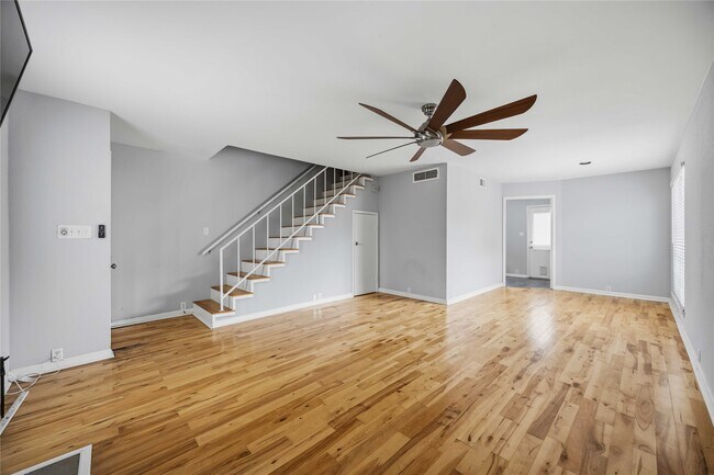 Photo - 6201 Beverly Hill St Unit 30