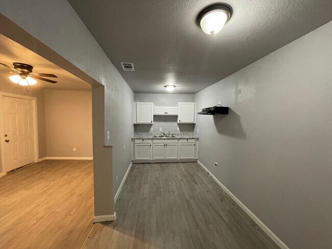 Photo - 3001 Ave K Unit C