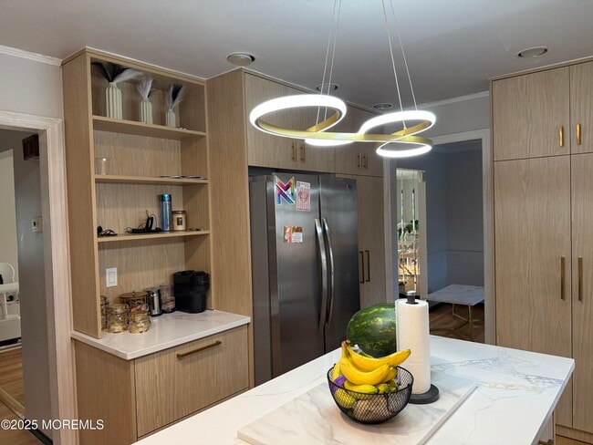 Photo - 241 Cliftwood Rd