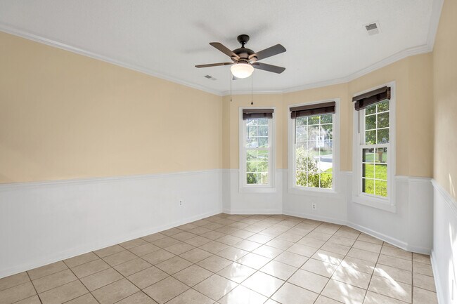 Photo - 130 Hickman Ct