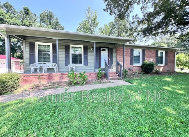 Photo - 5701 Harpers Ferry Rd Casa