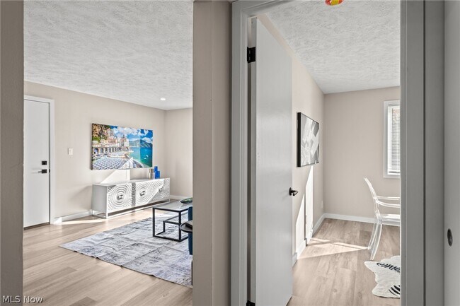 Photo - 1673 Southbend Dr Unit 2