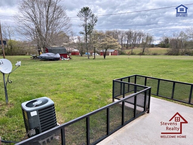 Photo - 506 Davis St