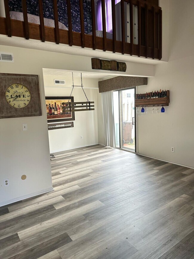 Photo - 1492 Sanzon Dr