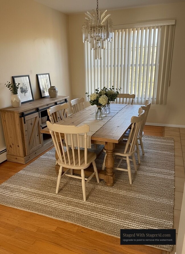 Building Photo - 136 Maple Ave