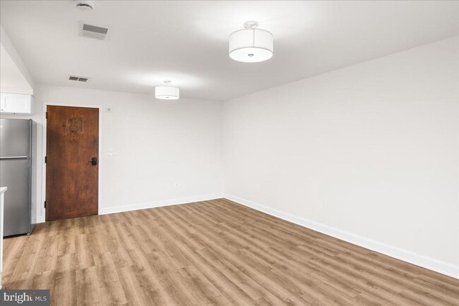 Photo - 380 Broadview Ave Unit APT 3